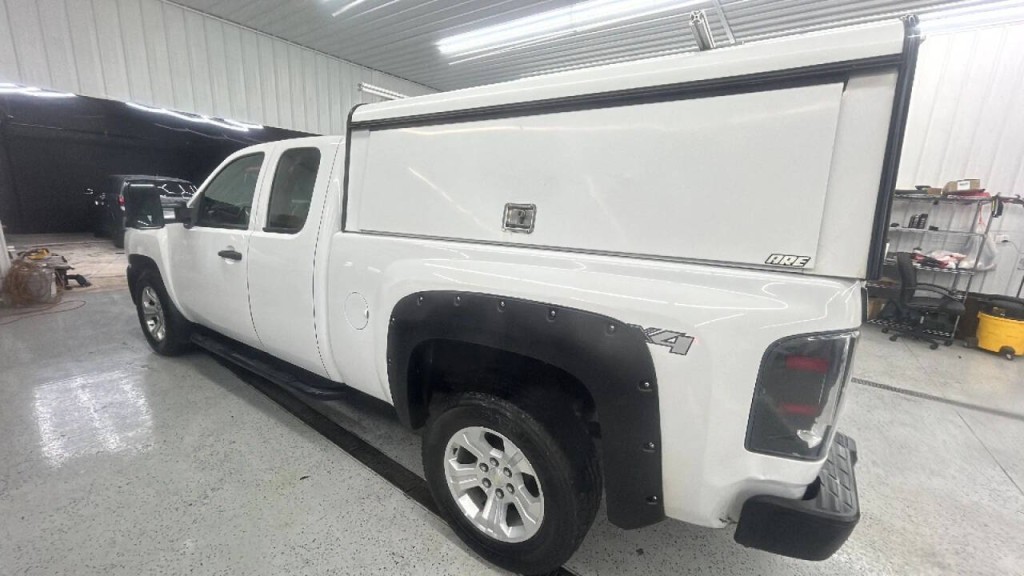 2012 Chevrolet Silverado 1500 Image 2