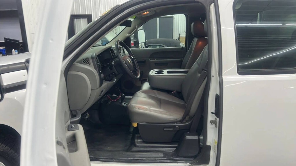 2012 Chevrolet Silverado 1500 Image 11