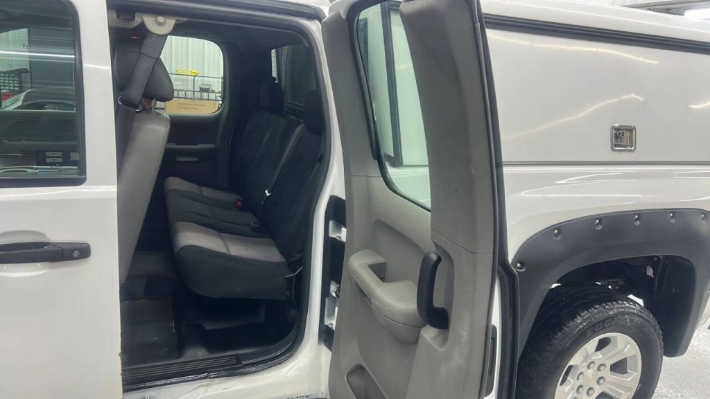 2012 Chevrolet Silverado 1500 Image 20