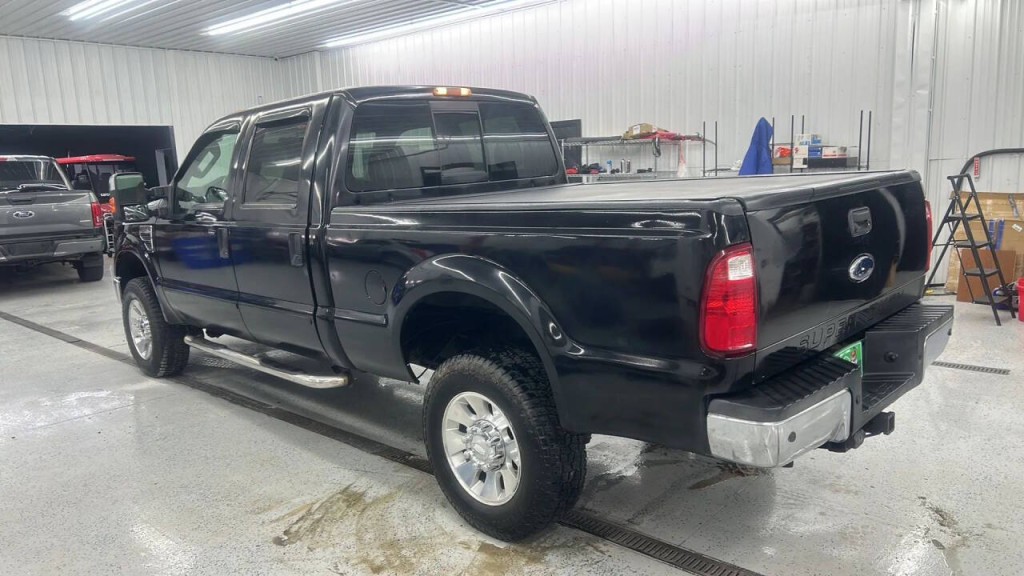 2008 Ford F-350 Image 2