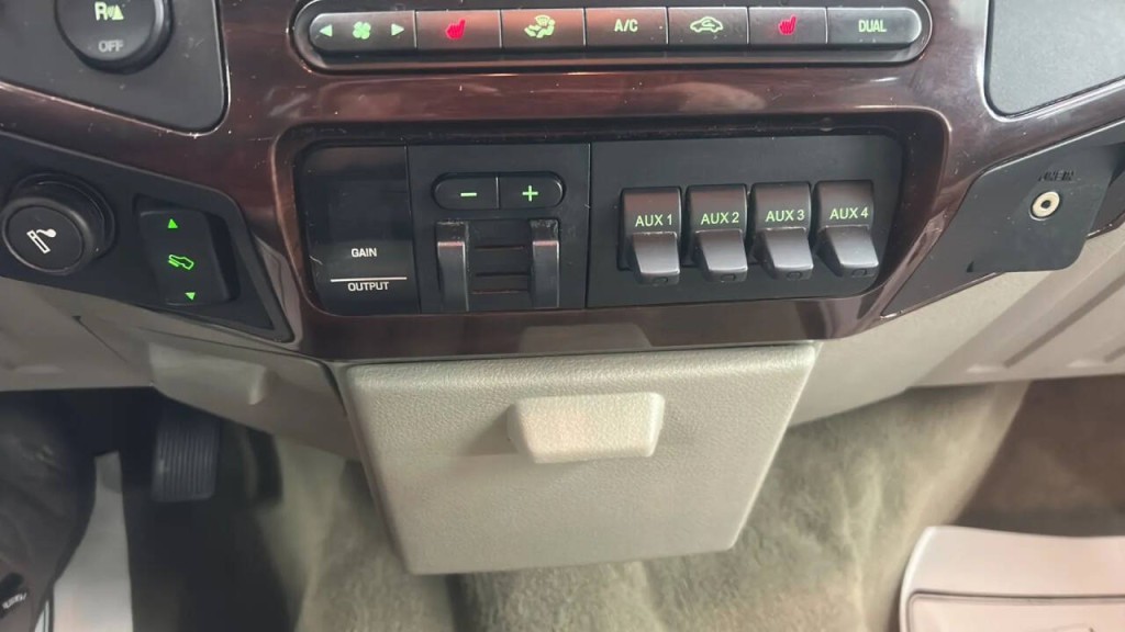 2008 Ford F-350 Image 15
