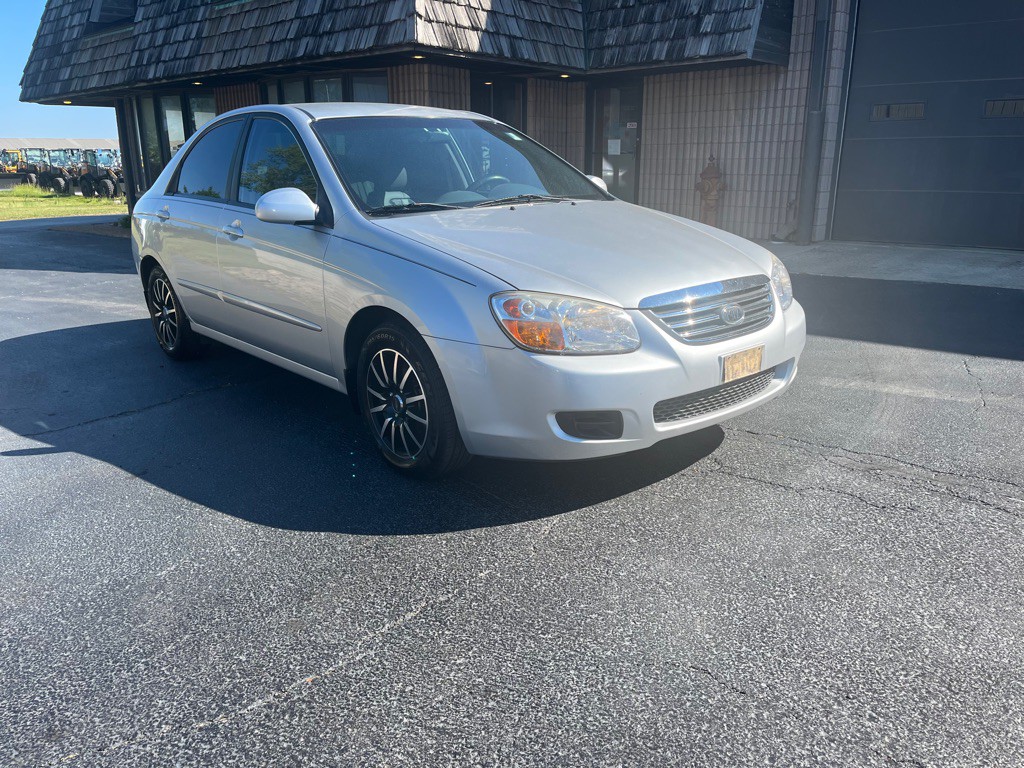 2008 Kia Spectra Image 4