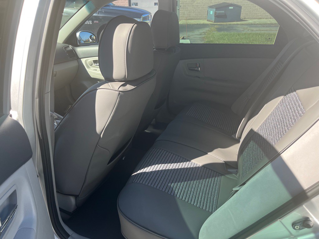 2008 Kia Spectra Image 8