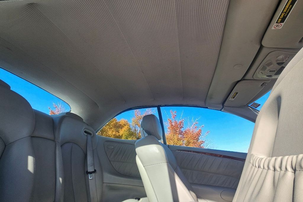 2005 Mercedes-Benz CLK-Class Image 8