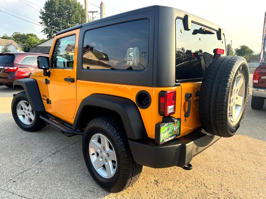 2012 Jeep Wrangler Image 4