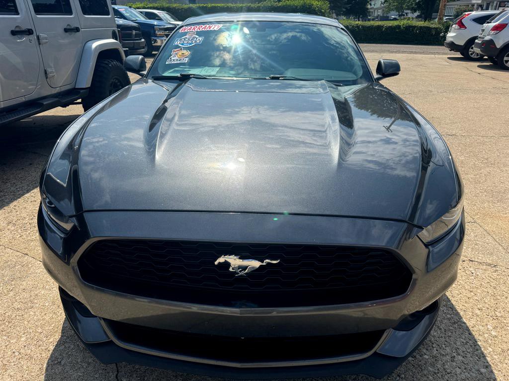 2017 Ford Mustang Image 2