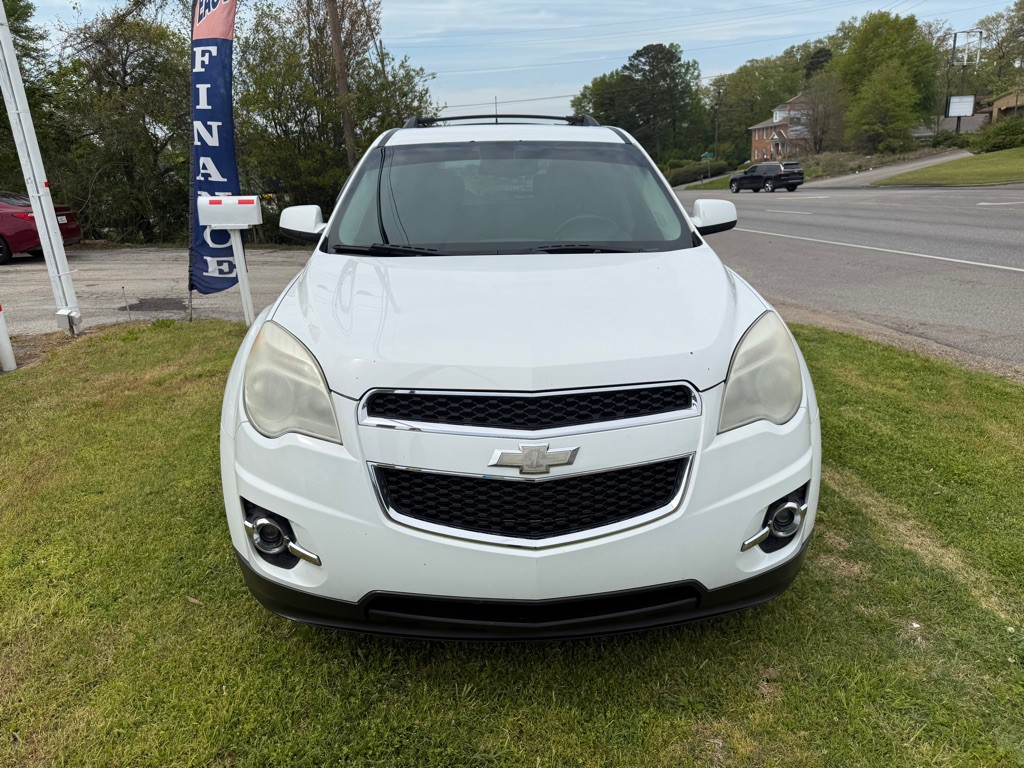 2011 Chevrolet Equinox Image 2