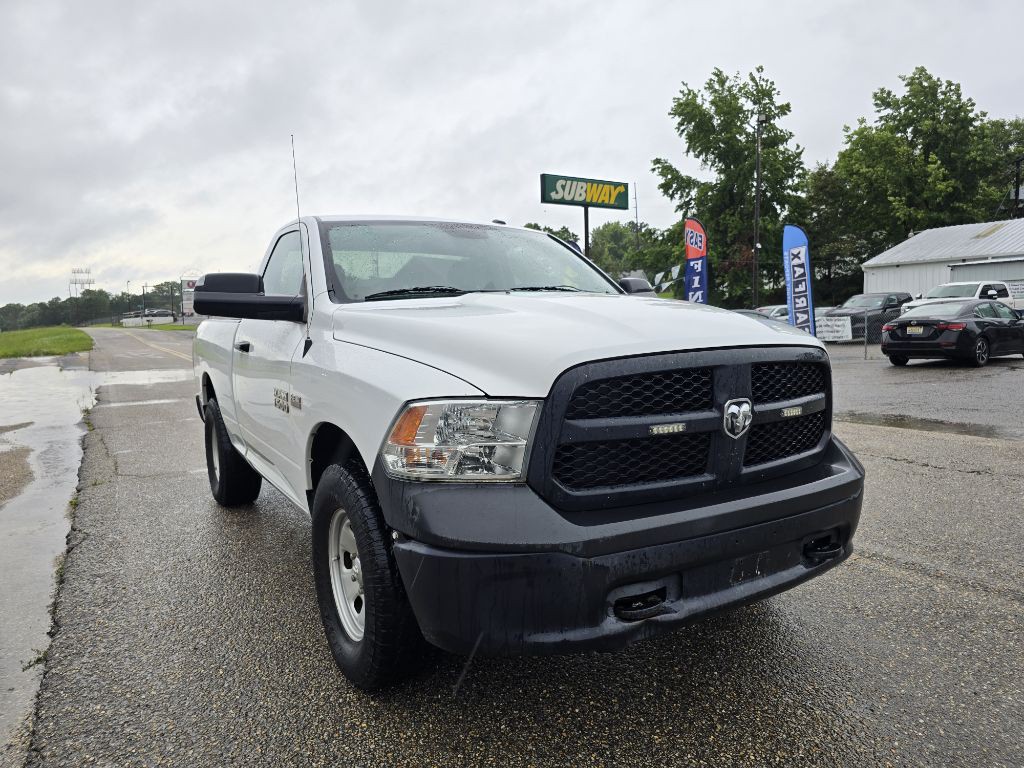 2015 RAM 1500 Image 3