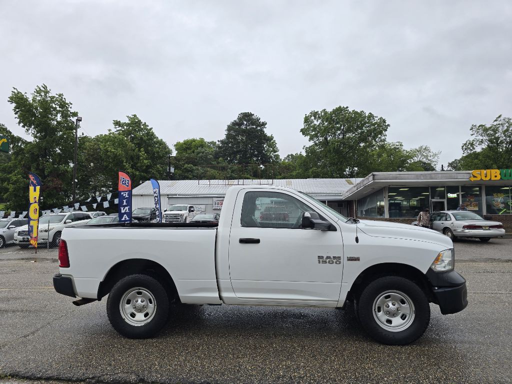 2015 RAM 1500 Image 5