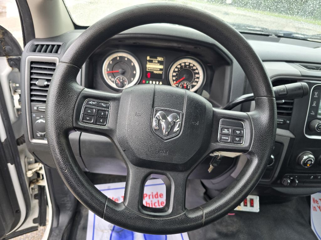 2015 RAM 1500 Image 11