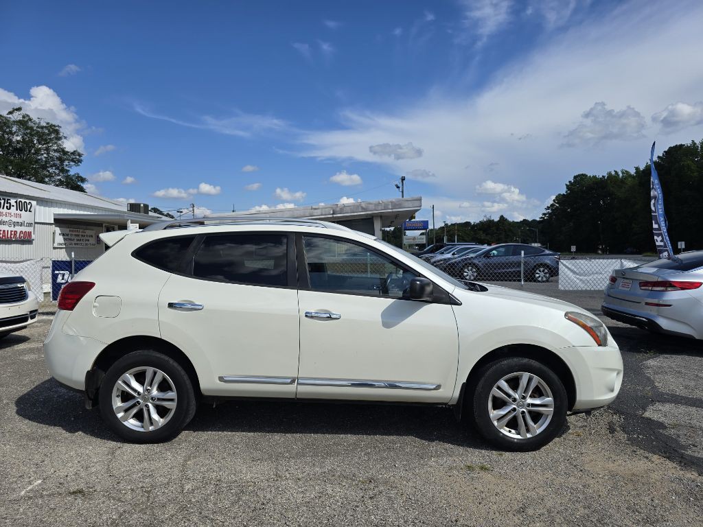 2015 Nissan Rogue Image 4
