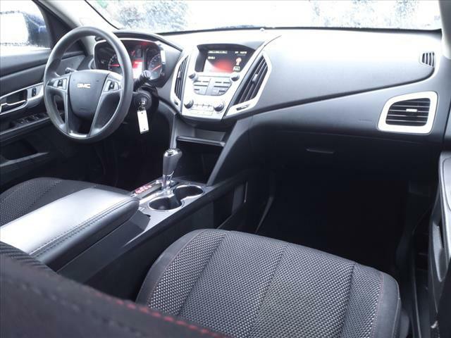 2016 GMC Terrain Image 3