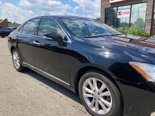 2012 Lexus ES 350 Image 16