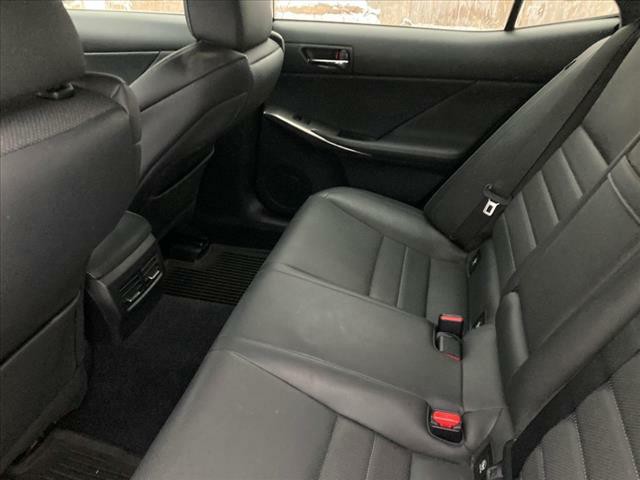 2014 Lexus IS 250 Image 11