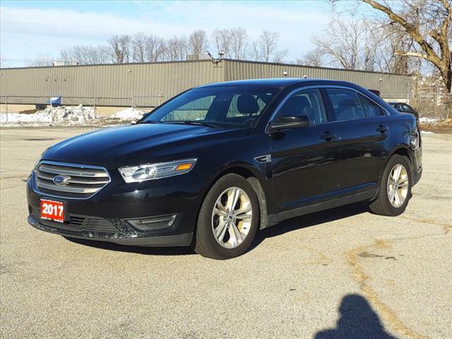 2017 Ford Taurus Image 1