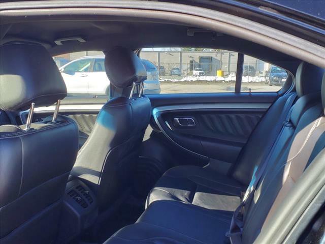 2017 Ford Taurus Image 6