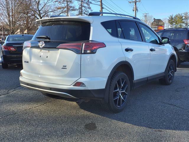 2017 Toyota Rav4 Image 4