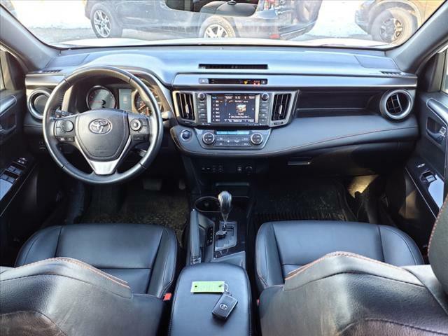 2017 Toyota Rav4 Image 6