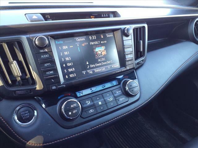 2017 Toyota Rav4 Image 11