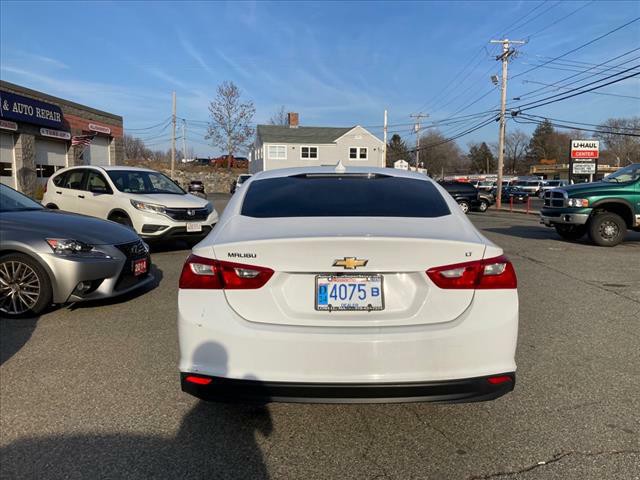 2018 Chevrolet Malibu Image 11
