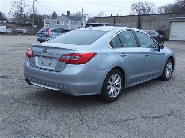 2017 Subaru Legacy Image 17