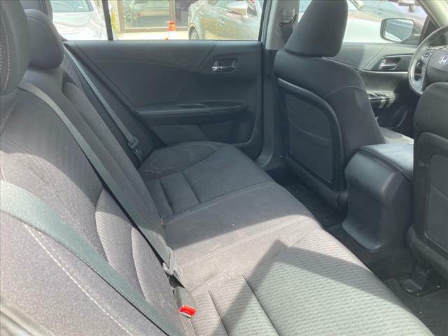 2013 Honda Accord Image 8