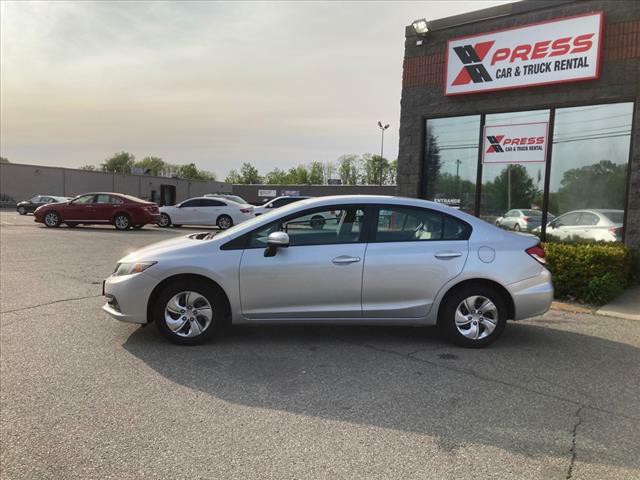 2015 Honda Civic Image 16