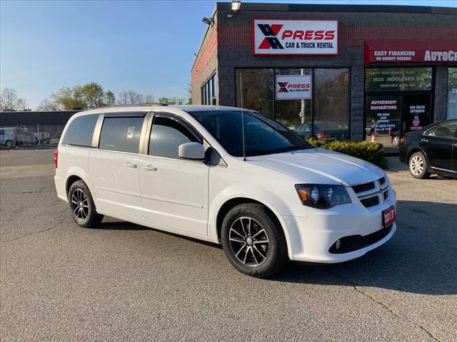 2017 Dodge Grand Caravan Image 3