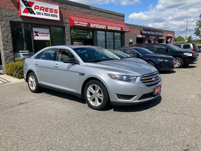 2017 Ford Taurus Image 20