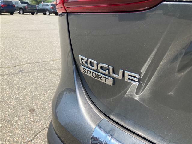 2019 Nissan Rogue Image 25