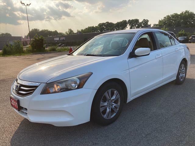 2011 Honda Accord Image 3