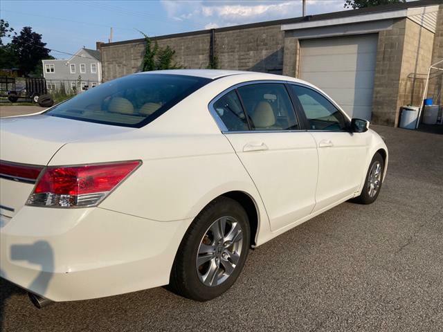 2011 Honda Accord Image 9