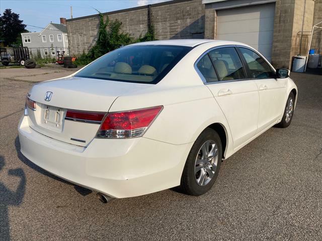 2011 Honda Accord Image 10