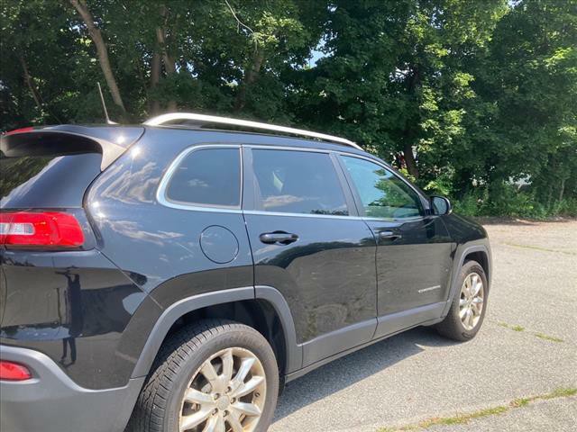 2017 Jeep Cherokee Image 23
