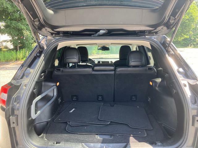 2017 Jeep Cherokee Image 24