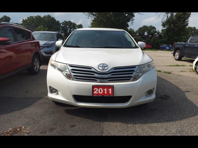 2011 Toyota Venza Image 2