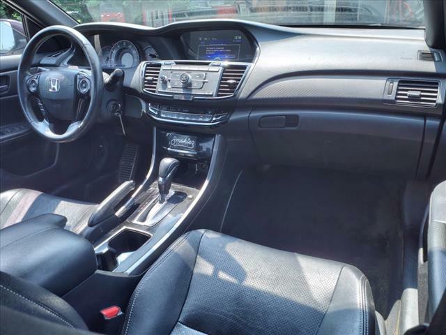 2016 Honda Accord Image 12