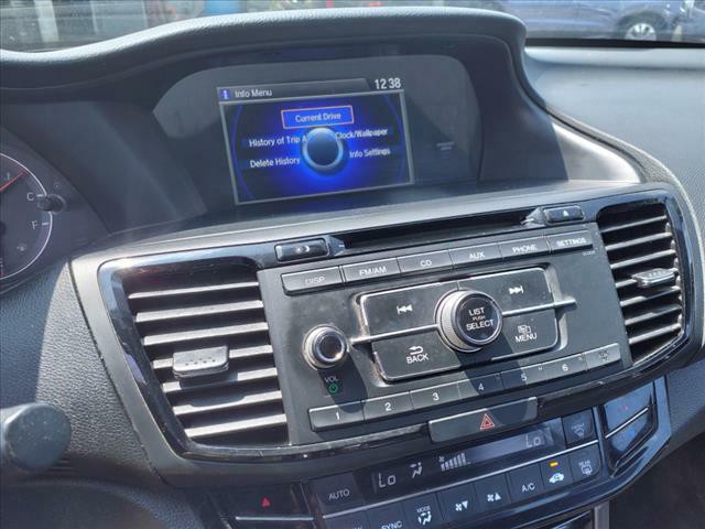 2016 Honda Accord Image 13
