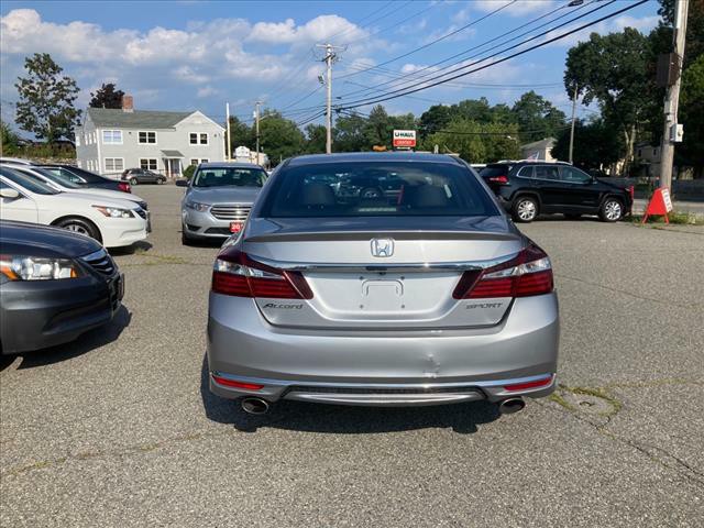 2016 Honda Accord Image 16