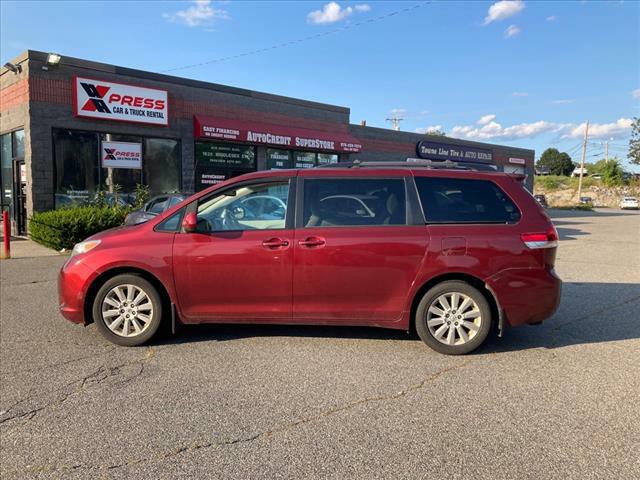 2014 Toyota Sienna Image 20