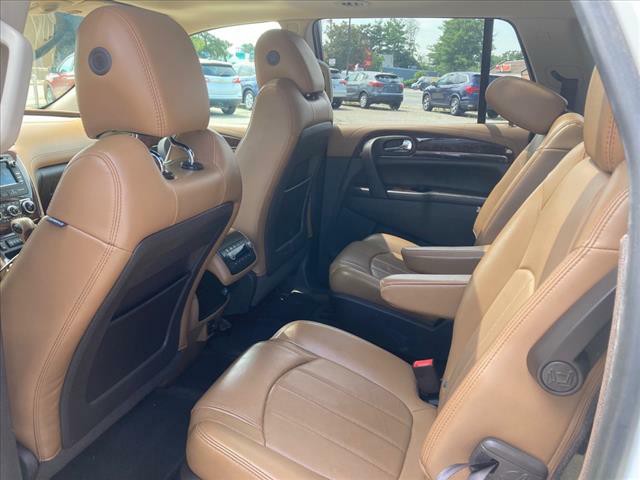 2017 Buick Enclave Image 10