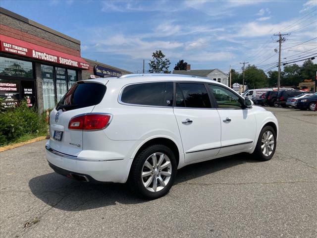 2017 Buick Enclave Image 16