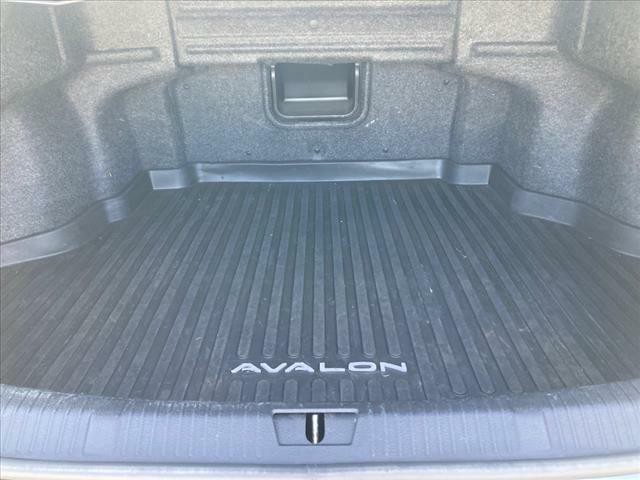 2016 Toyota Avalon Image 21
