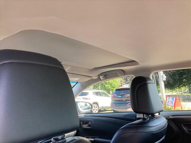2016 Toyota Avalon Image 32