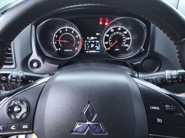 2018 Mitsubishi Outlander Image 6