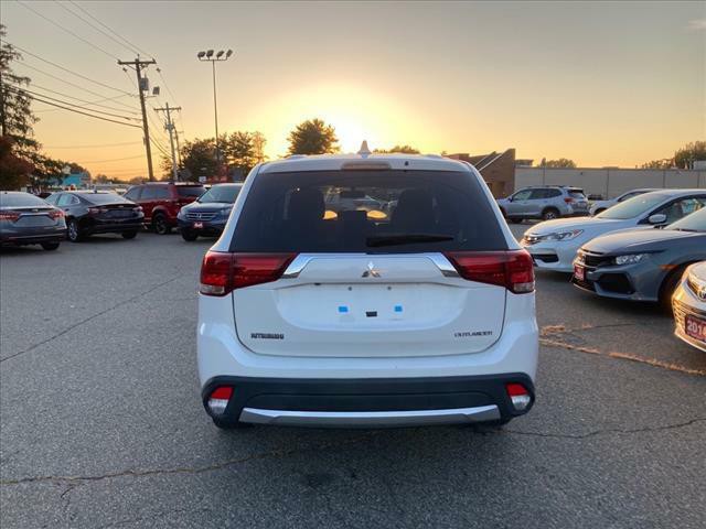 2018 Mitsubishi Outlander Image 6