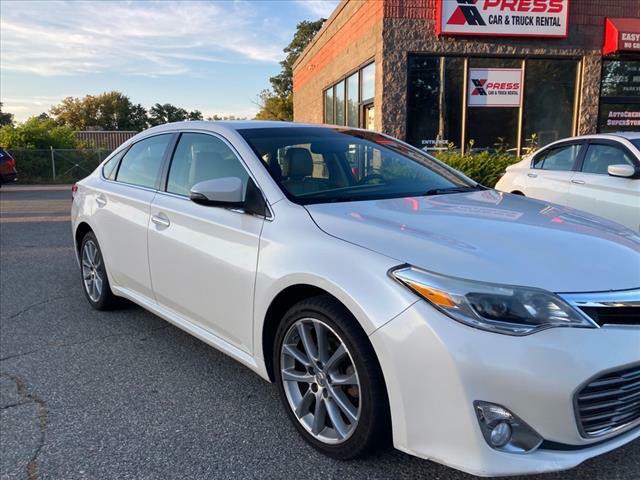 2014 Toyota Avalon Image 17