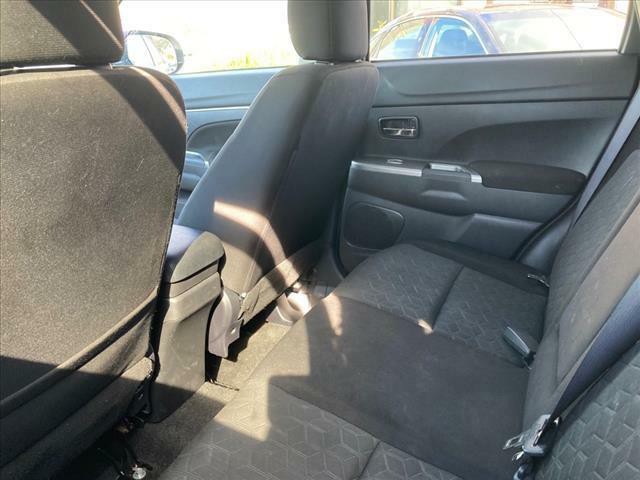 2020 Mitsubishi Outlander Image 7