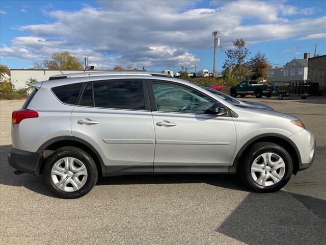 2015 Toyota Rav4 Image 14