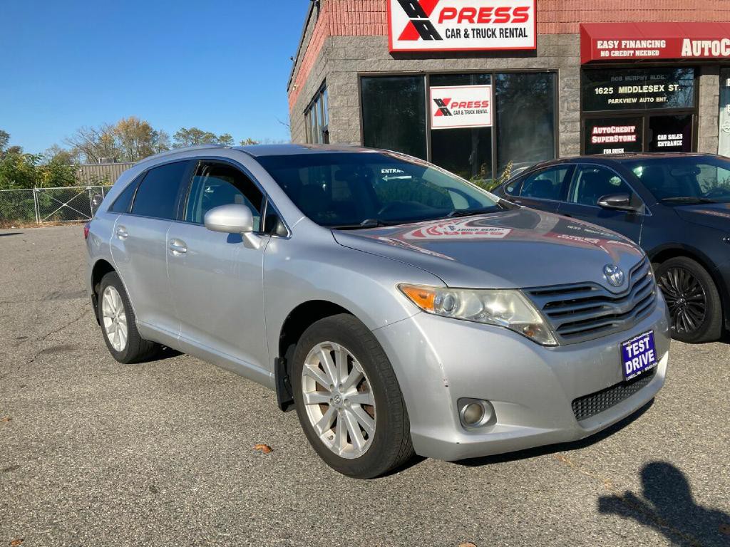 2011 Toyota Venza Image 2
